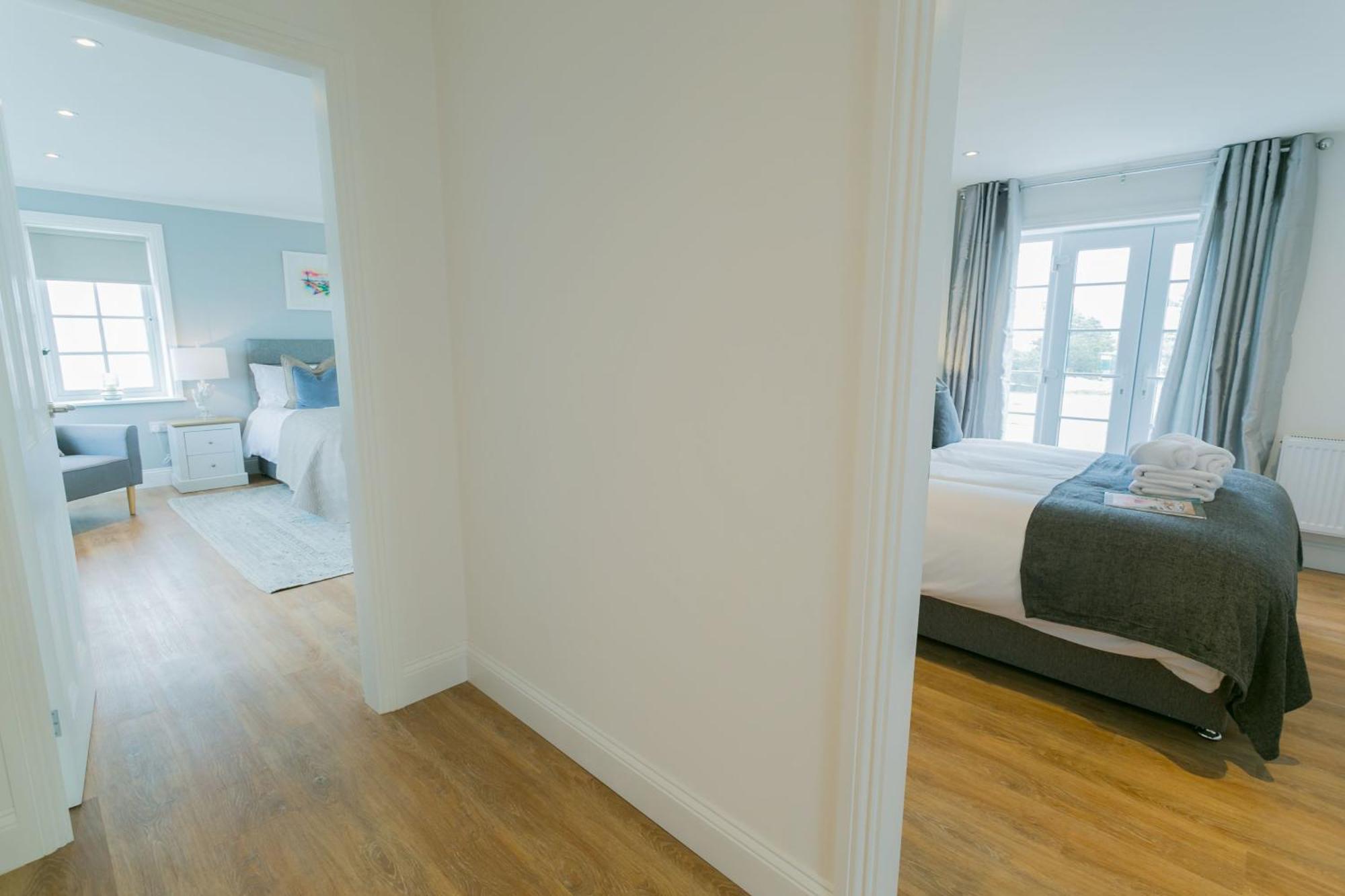 Hen Cymyran Villa Caergeiliog Bagian luar foto